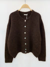 Stijlvol bruin vest met knopen – Luxueuze uitstraling voor elke gelegenheid.