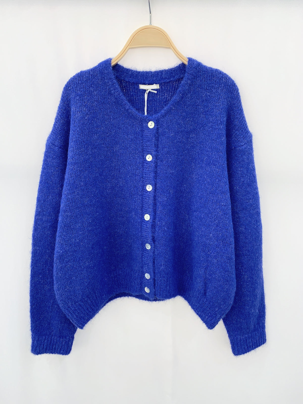 Elegante blauwe vest met knopen – Luxe en verfijnde uitstraling.