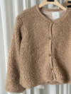 Taupe jas met gouden details – verfijnde en chique look