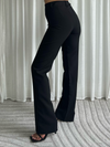 Zwarte pantalon met stretch – ideaal voor zowel zakelijke als casual looks